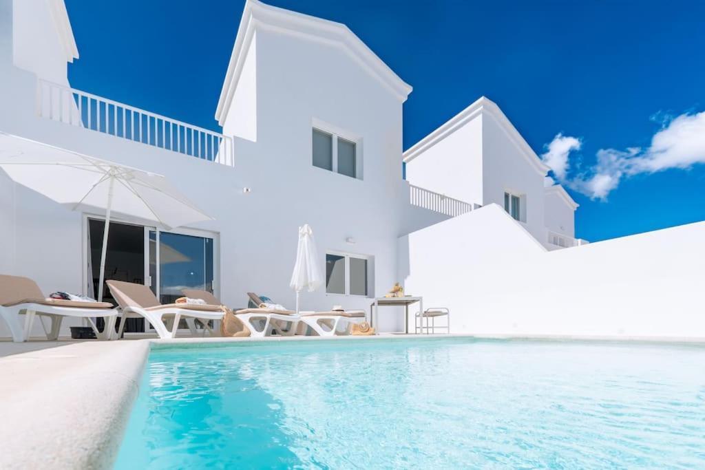 Casa Lolalo - Modern With Pool, 15min Walk To Marina Rubicon Vakantiehuis Playa Blanca (Lanzarote)