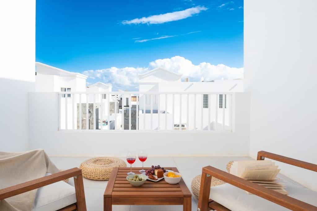 Casa Lolalo - Modern With Pool, 15min Walk To Marina Rubicon Vakantiehuis Playa Blanca (Lanzarote)