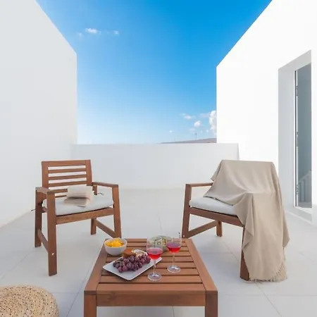 Casa Lolalo - Modern Villa With Pool, 15Min Walk To Marina Rubicon Playa Blanca  Exterior photo